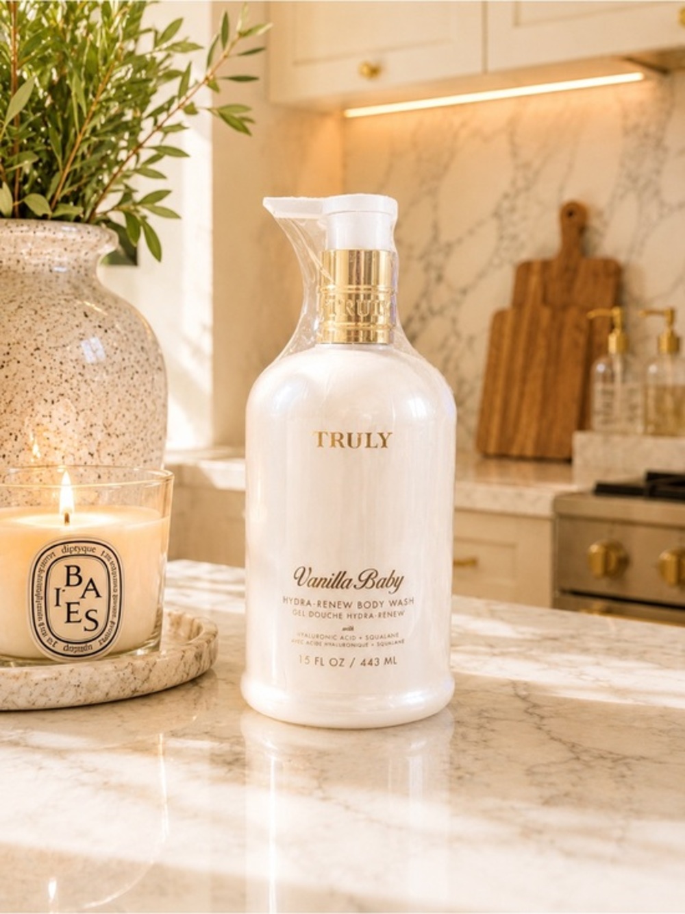 TRULY Vanilla Baby Hydra-Renew Body Wash